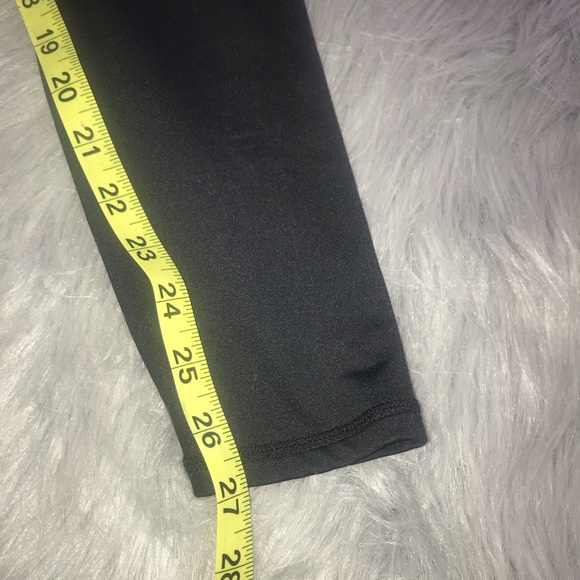 Fabletics leggings small EUC - Picture 5 of 6